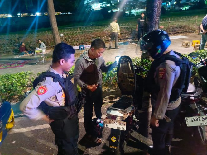 
					Sat Samapta Polres Tangsel Tingkatkan Patroli Malam Jelang Pilkada Serentak 2024