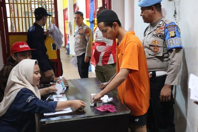 
					Pilkada Damai: Hak Tahanan Polres Tangsel Tetap Terfasilitasi