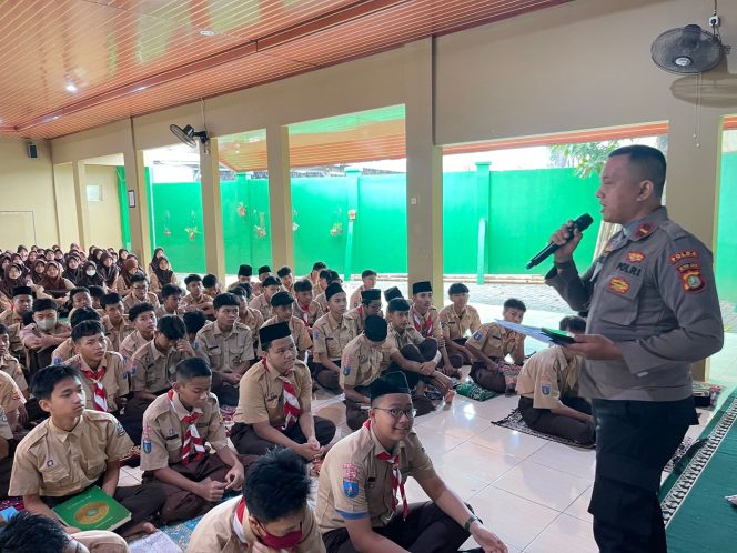 
					Sosialisasi PPDB SMA Kemala Taruna Bhayangkara Tahun Ajaran 2025/2026 di MTsN 5 Tangerang