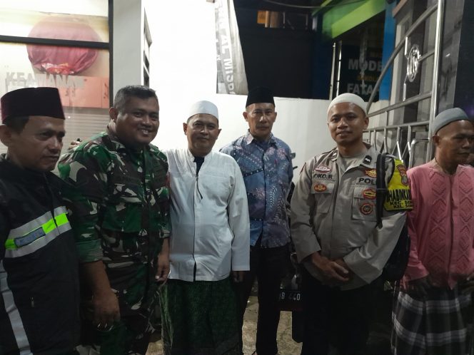 
					Peringatan Isra Mi’raj Nabi Muhammad SAW di Serpong, Bhabinkamtibmas Lakukan Cooling System