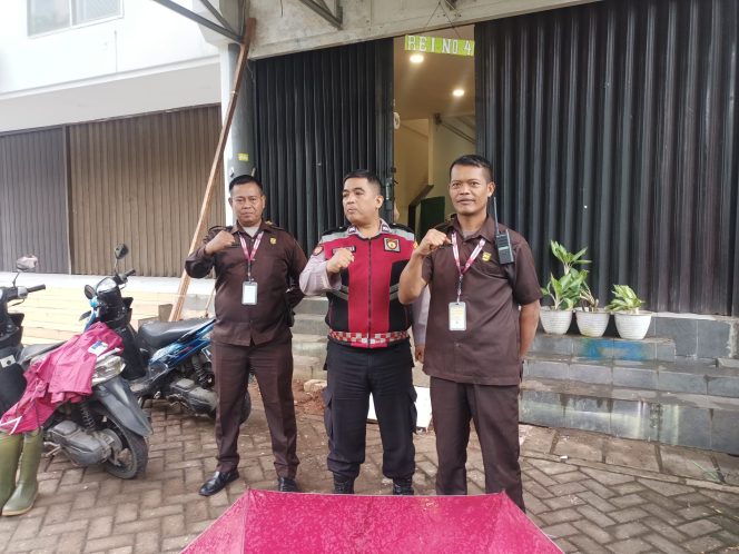 
					Unit Samapta Polsek Serpong Tingkatkan Sambang Cegah Gangguan Kamtibmas