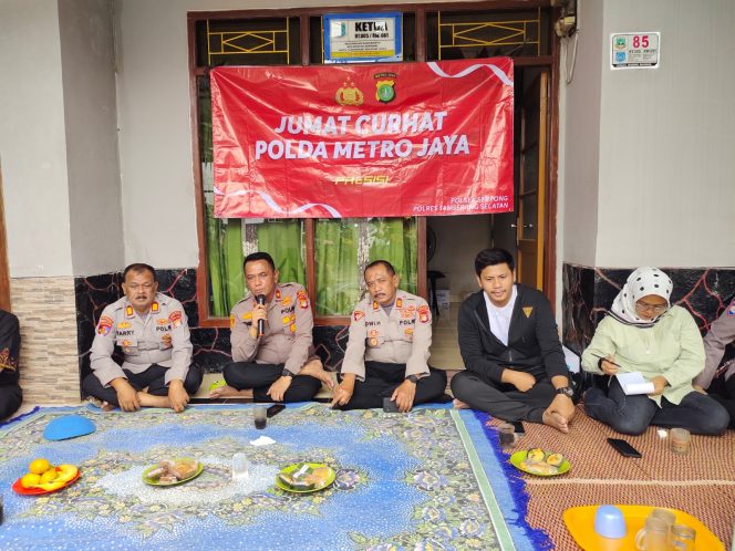 
					Serap Aspirasi Warga, Polsek Serpong Gelar Jumat Curhat di Kampung Cicentang
