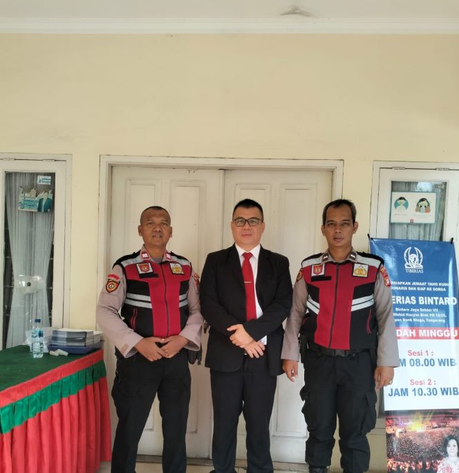 
					Patroli Dialogis Unit Samapta Jaga Keamanan di Gereja Tiberias