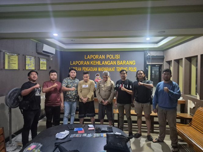 
					Lakukan Kejahatan Hipnotis Di Kota Ketapang, Dua Pelaku Diamankan Di Pontianak Oleh Jajaran Reskrim Polres Ketapang Bersama Resmob Polda Kalbar