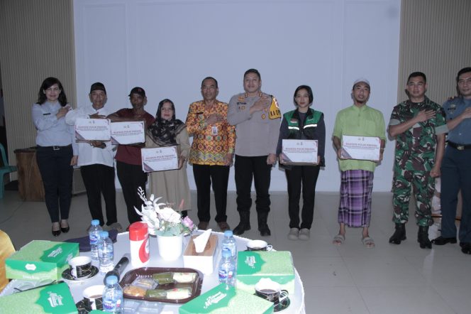 
					Sambut Bulan Suci Ramadhan, Polres Ketapang Gandeng Mahasiswa Gelar Bhakti Sosial Presisi