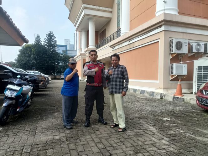 
					Unit Samapta Polsek Serpong Gelar Patroli Antisipasi Guantibmas di Gereja GBI Menara Serpong