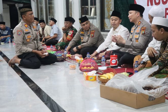 
					Kunjungi Ponpes Baitussaadah, Kapolres Tangsel Pesan Jaga Kamtibmas Di Bulan Ramadhan