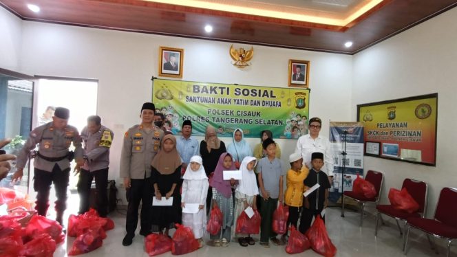 
					Polsek Cisauk Gelar Bakti Sosial dan Santunan untuk Anak Yatim serta Dhuafa