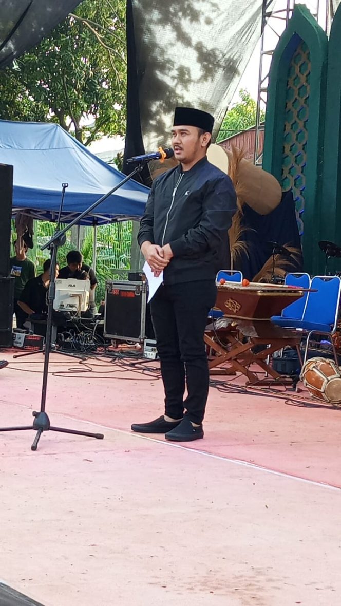 
					Kepala (Disbudpora) Kabupaten Bekasi, Iman Nugraha membuka Ramadan Festival (Ramfest) 4.0 di Museum Bekasi Gedung Juang, Kecamatan Tambun Selatan