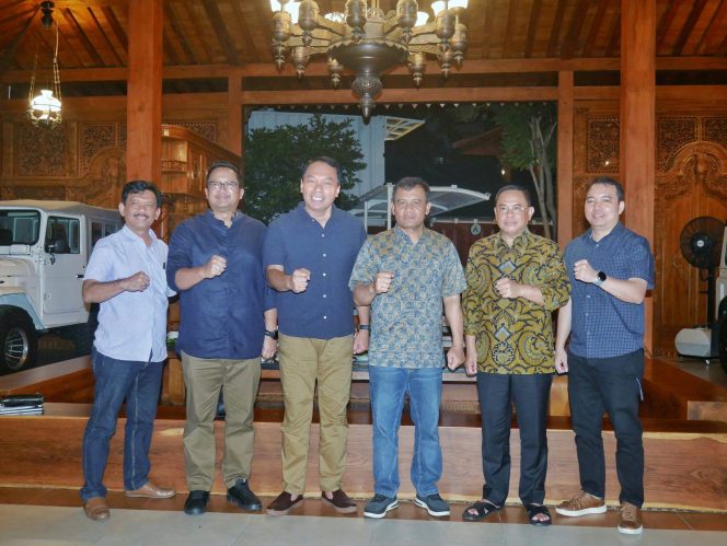 
					PT Jasa Raharja Bahas Strategi Meningkatkan Kepatuhan Pajak dan Peningkatan Pendapatan Lewat Program Unggulan Bersama Gubernur Jawa Tengah