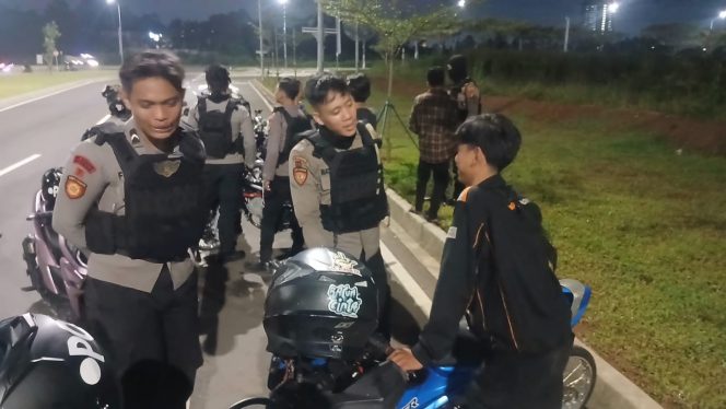 
					Gencarkan Operasi Berantas Jaya, Tim Patroli Presisi Sat Samapta Tangsel Sisir Titik Rawan Aksi Premanisme