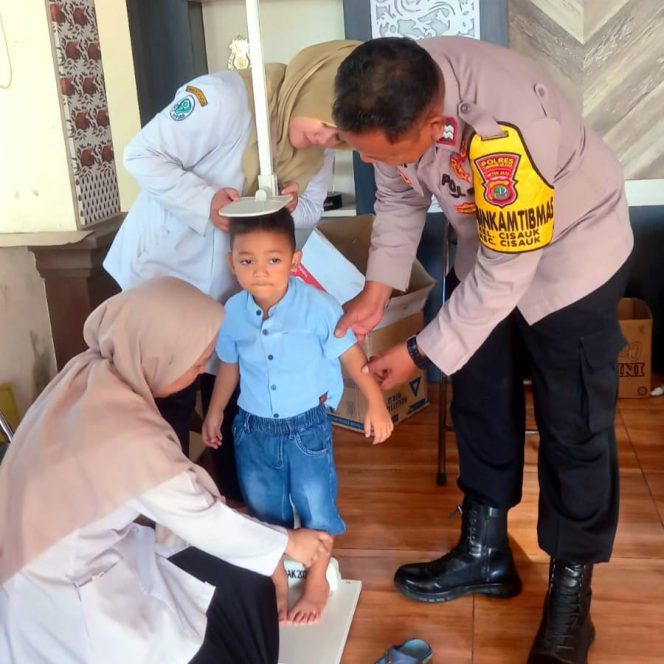 
					Kolaborasi Polsek Cisauk dan Puskesmas Gencarkan Edukasi Gizi Balita