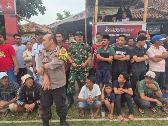 
					Polsek Pagedangan Amankan Turnamen Kades Cup, Jaga Kondusifitas Suporter