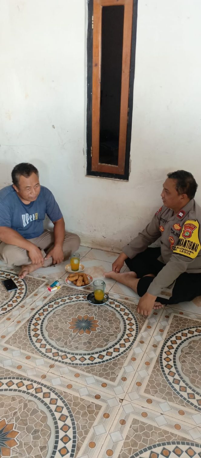 
					Bhabinkamtibmas Bojongkamal Sambangi Ketua RW 004, Ajak Warga Waspadai Curanmor