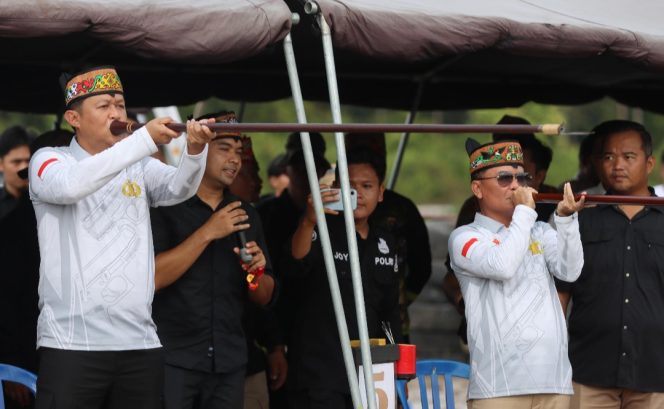 
					Dukung Kearifan Lokal, Polda Kalteng Gelar Lomba Menembak dan Sipet