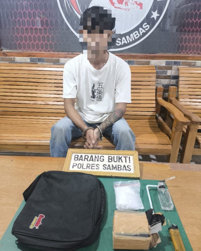
					Satresnarkoba Polres Sambas Bekuk Pelaku Penyalahgunaan Narkotika Jenis Sabu di Sebuah Rumah Kost