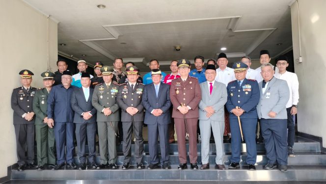 
					Dandim 0510/Trs Hadiri HUT Bhayangkara di Puspem Tangerang