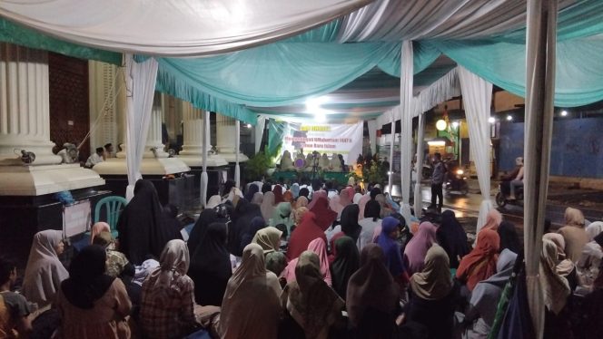 
					Bhabinkamtibmas Ciater Hadiri Kegiatan Santunan Anak Yatim dan Kaum Duafa di Masjid An Nur Anabawi