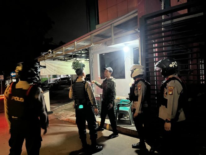 
					Tim Patroli Perintis Presisi Sat Samapta Polres Tangsel Giat Cipta Kondisi, Wujudkan Malam Aman dan Tertib