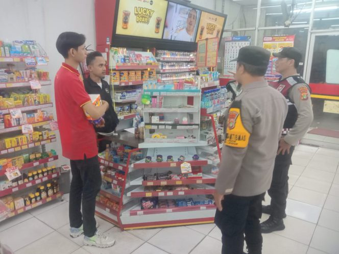 
					Polsek Legok Gencarkan Operasi Cipkon Malam Hari, Cegah Kejahatan Jalanan dan Gangguan Kamtibmas