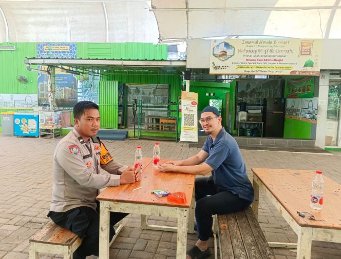 
					Bhabinkamtibmas Laksanakan Cooling System, Tegaskan Pentingnya Menjaga Kondusifitas Wilayah
