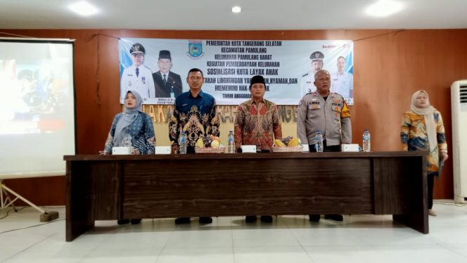 
					Dukung Kota Layak Anak, Polsek Pamulang Sosialisasikan Kewaspadaan Lingkungan di Pamulang Barat