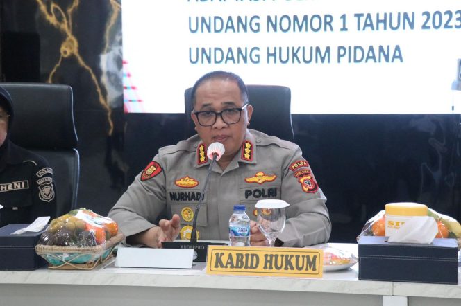 
					Polda Jabar Gelar Sosialisasi KUHP Baru, Perkuat Pemahaman Personel terhadap Reformasi Hukum Pidana Nasional