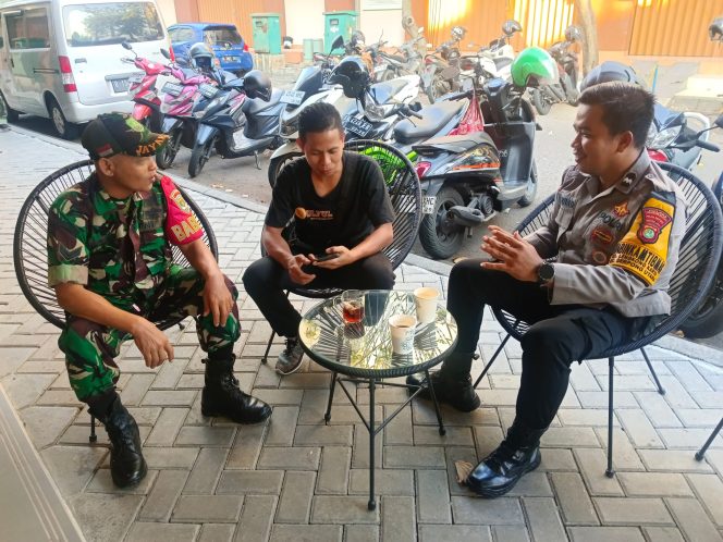 
					Lewat DDS, Bhabinkamtibmas Lengkong Karya Ajak Warga Tingkatkan Kewaspadaan