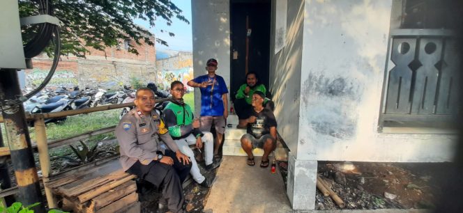 
					Dekatkan Polisi dengan Warga, Bhabinkamtibmas Curug Sangereng Laksanakan Sambang DDS