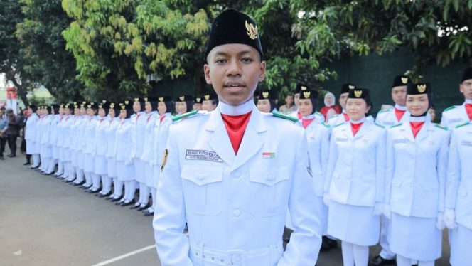 
					Ayahnya Meninggal Dunia Sehari Sebelum Dikukuhkan, Rahmat Beri Penampilan Terbaik Pimpin Pasukan 17 saat HUT ke-80 RI di Tangsel