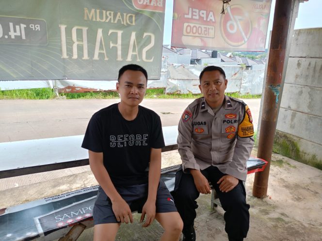 
					Bhabinkamtibmas Karang Tengah Ajak Warga Karang Tengah Perkuat Keamanan Lingkungan