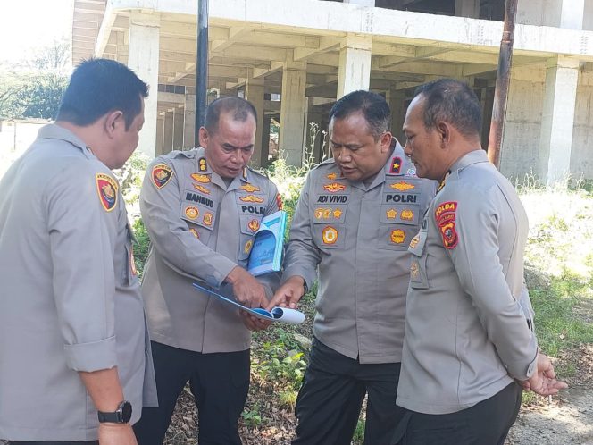 
					Wakapolda Jabar Tinjau Pembangunan Rumah Dinas dan RS Tegal Lega, Tingkatkan Kesejahteraan Anggota dan Pelayanan Publik