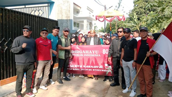 
					Meriah! Warga Pakulonan Rayakan HUT RI ke-80 dengan Karnaval, Sholawat, dan Santunan Yatim