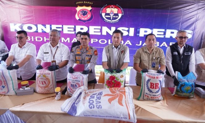 
					Kecurangan Beras Raup Omzet Hampir Rp5 Miliar, Polda Jabar Ungkap Praktik Curang Enam Pelaku
