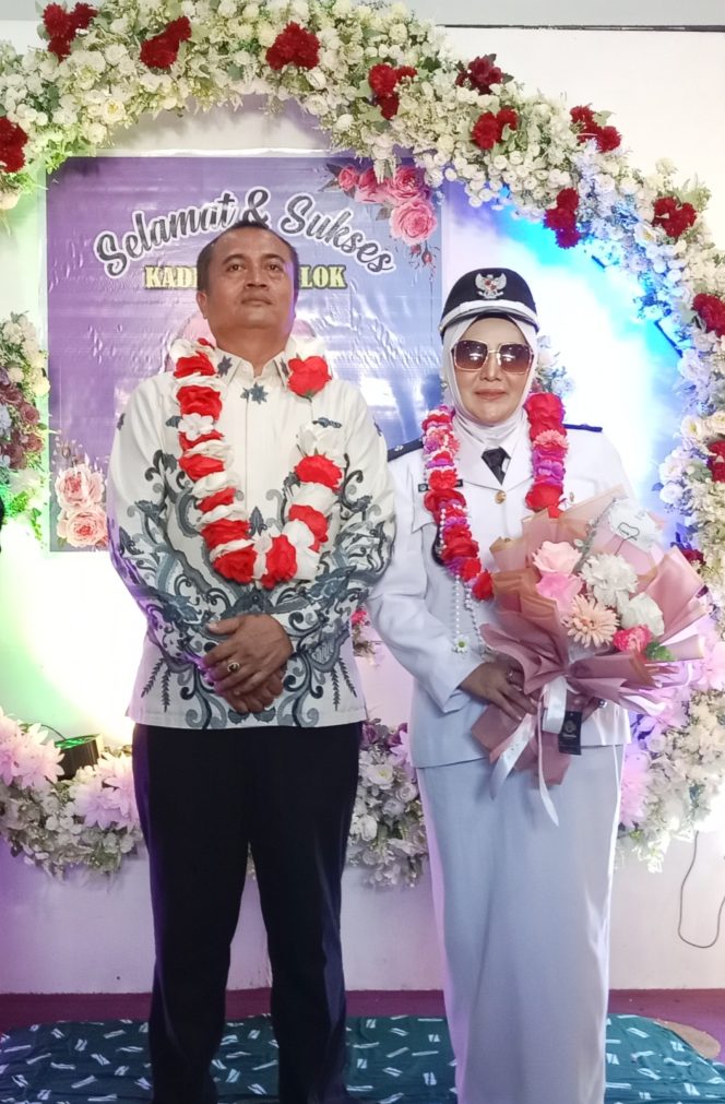 
					Merry Chrislianty Resmi di Lantik, Warga Masyarakat Sambut Kegembiaraan di Desa Ratu Elok Kecamatan Manis Mata