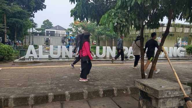 
					Alun-Alun Pamulang Jadi Magnet Warga untuk Berolahraga dan Bersantai