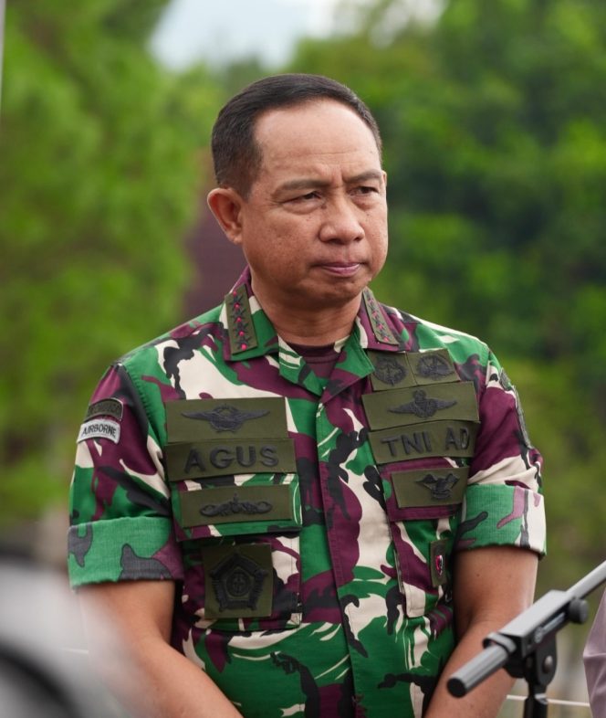 
					Panglima TNI Ajak Masyarakat Ciptakan Rasa Aman dan Damai serta Jangan Mudah Terprovokasi