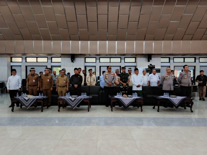 
					Bupati Kukuhkan FKUB, Dandim 0510/TRS Tegaskan Harmoni Lintas Agama