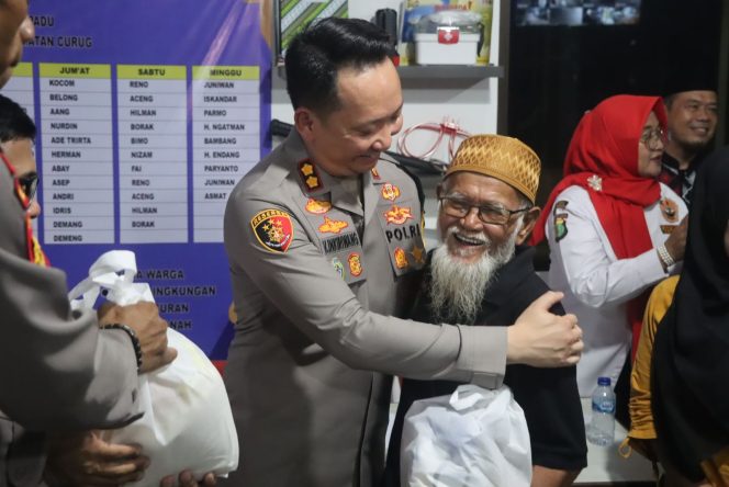 
					Kapolres Tangsel Gelar Jum’at Curhat, Serap Aspirasi Masyarakat Binong, Curug