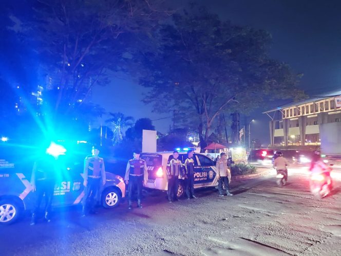 
					Polsek Kelapa Dua Gelar Patroli Strong Point, Cegah Tawuran dan Balap Liar di Titik Rawan