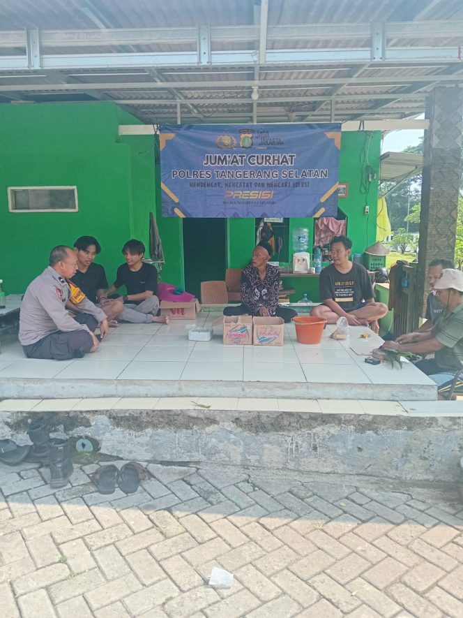 
					Polsek Pagedangan Gelar Jum’at Curhat di Desa Cihuni, Dengarkan Aspirasi Warga dan Cari Solusi Kamtibmas