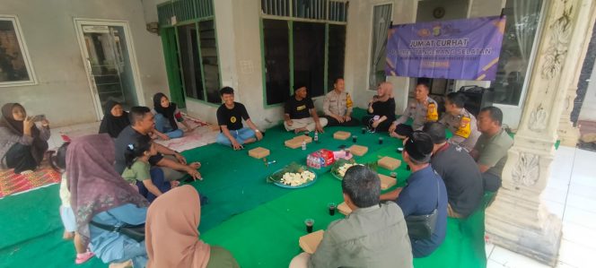 
					Dekatkan Diri dengan Warga, Polsek Curug Gelar Jum’at Curhat di Pondok Jengkol