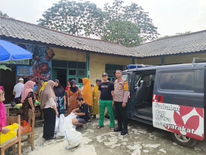 
					Bhabinkamtibmas Pakulonan Barat Gelar DDS, Ajak Warga Aktif Jaga Kamtibmas