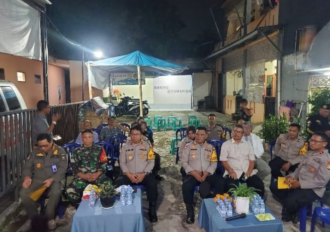 
					Polsek Kelapa Dua Dukung Penilaian Lomba Siskamling Terpadu di Bojong Nangka
