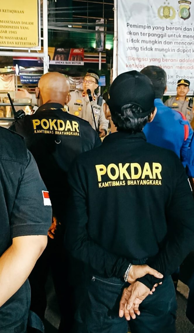 
					Patroli Gabungan Skala Besar Digelar Polsek Ciputat Timur, Wujudkan Situasi Aman dan Kondusif