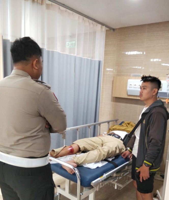 
					Pengendara Motor Terlindas Mobil di Bukit Cirendeu, Pelaku Kabur Tinggalkan Korban Luka