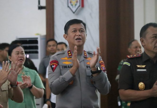
					Perkuat Sinergi, Kapolda Kalteng Hadiri Bakti Sosial HUT ke-80 TNI Bersama Gubernur di Kodam XXII/Tambun Bungai