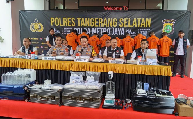 
					Polres Tangsel Ungkap Jaringan Narkoba Sintetis, Sita 21,2 Kg Barang Bukti