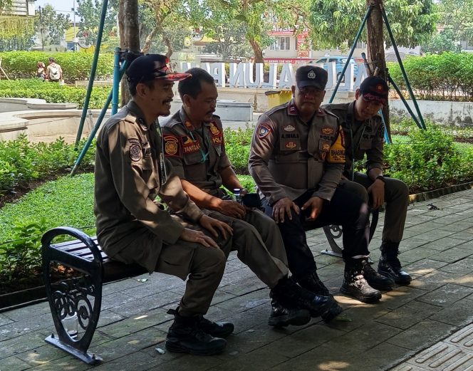 
					Polsek Pamulang Gelar Sambang dan KRYD, Perkuat Sinergi Jaga Kamtibmas