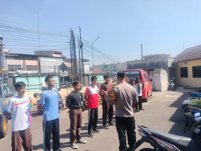 
					Polsek Ciputat Timur Gelar Program CETAR, Cegah Tawuran Pelajar Lewat Edukasi Kamtibmas